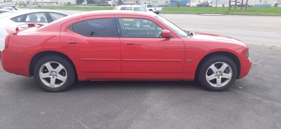2010 Dodge Charger - 2B3CK8CT8AH269275 - Image #4