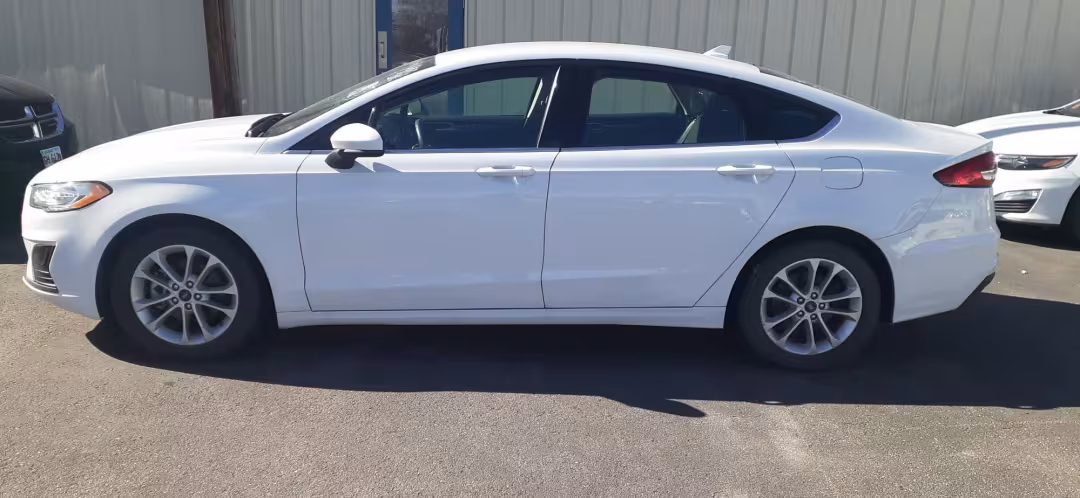 2020 Ford Fusion - 3FA6P0H74LR129022 - Image #5